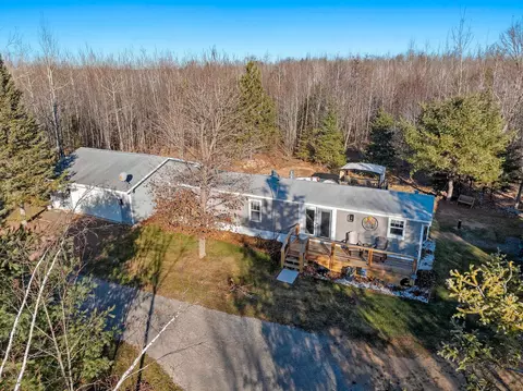 14230 Foerster Ln, Mountain, WI 54149