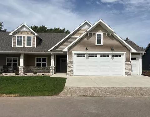 w4962 Cottage Lane, Sherwood, WI 54169