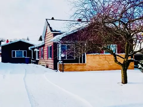 121 S Ellis Ave, Peshtigo, WI 54157