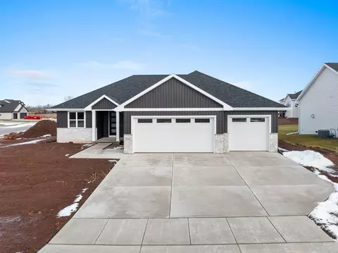 1541 Red Hawk Landing Trl, De Pere, WI 54115