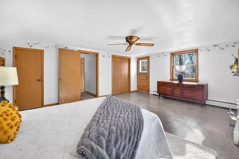 Bedroom - 813 E Grant St, Appleton, WI 54911 photo 6 of 9