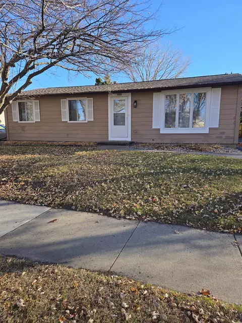 2430 Minerva St, Oshkosh, WI 54901