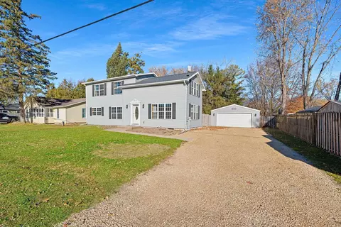 508 Waupaca St, Fremont, WI 54940
