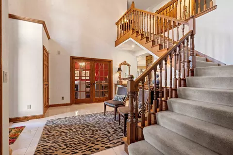 Entry Way - 3117 W Twin Willow Ct, Appleton, WI 54914 photo 1 of 11