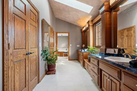 Entry Way - 3117 W Twin Willow Ct, Appleton, WI 54914 photo 10 of 11