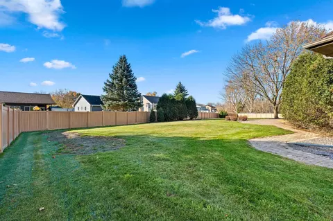 Exterior - 3117 W Twin Willow Ct, Appleton, WI 54914 photo 11 of 11
