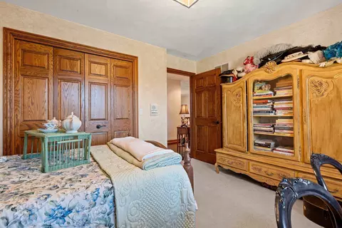 Bedroom - 3117 W Twin Willow Ct, Appleton, WI 54914 photo 9 of 9
