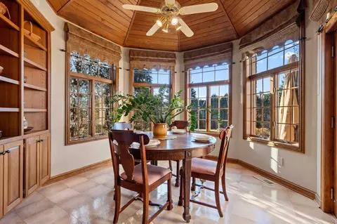 Dining - 3117 W Twin Willow Ct, Appleton, WI 54914 photo 4 of 4