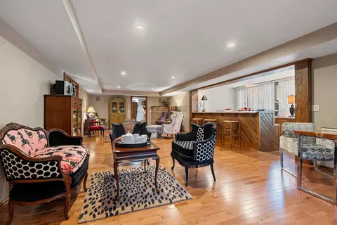 Living - 3117 W Twin Willow Ct, Appleton, WI 54914 photo 11 of 12