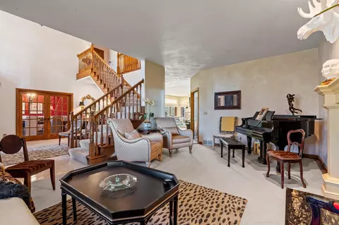 Living - 3117 W Twin Willow Ct, Appleton, WI 54914 photo 1 of 12