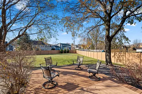 Exterior - 3117 W Twin Willow Ct, Appleton, WI 54914 photo 8 of 11