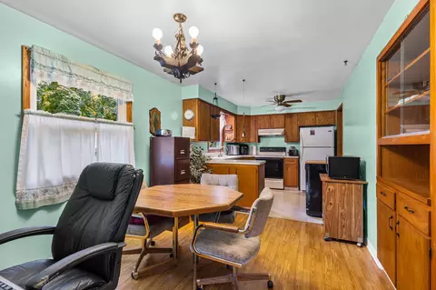 Dining - 2618 S Walden Ave, Appleton, WI 54915 photo 1 of 2