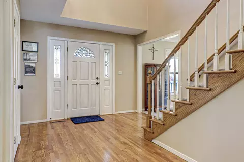 Entry Way - 624 S Keller Park Dr, Appleton, WI 54914 photo 3 of 5