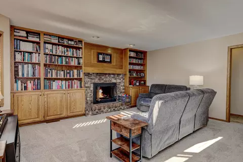 Living - 624 S Keller Park Dr, Appleton, WI 54914 photo 3 of 3