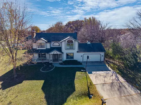 View/Area - 624 S Keller Park Dr, Appleton, WI 54914 photo 2 of 14