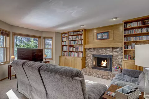 Living - 624 S Keller Park Dr, Appleton, WI 54914 photo 2 of 3