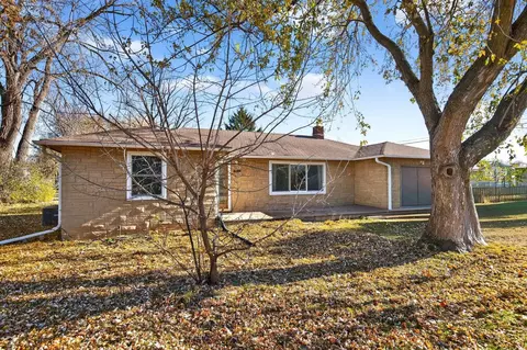 2530 Barbara Ave, Appleton, WI 54915