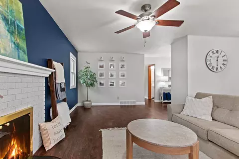 Living - 1719 S Perkins St, Appleton, WI 54914 photo 3 of 3