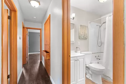 Entry Way - 1719 S Perkins St, Appleton, WI 54914 photo 5 of 5