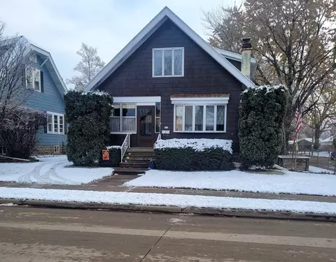 924 Grand St, Oshkosh, WI 54901