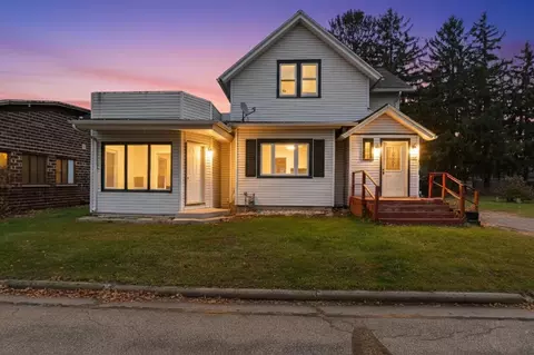 111 Elm St, Whitelaw, WI 54247