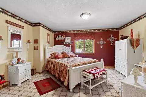 Bedroom - 4432 Mill Rd, Denmark, WI 54208 photo 4 of 7