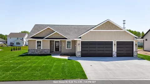 W5845 Roundstone Place, Menasha, WI 54952