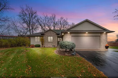 100 Schubert Ln, Fond Du Lac, WI 54935