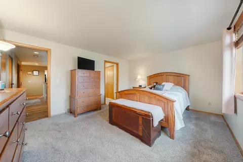 Bedroom - 909 E Windfield Pl #B, Appleton, WI 54911 photo 2 of 6