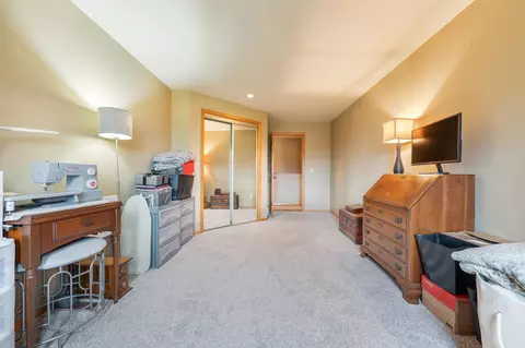 Bedroom - 909 E Windfield Pl #B, Appleton, WI 54911 photo 5 of 6