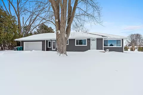 Exterior - 4710 W Capitol Dr, Appleton, WI 54913 photo 2 of 4