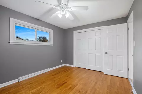 Bedroom - 4710 W Capitol Dr, Appleton, WI 54913 photo 4 of 6