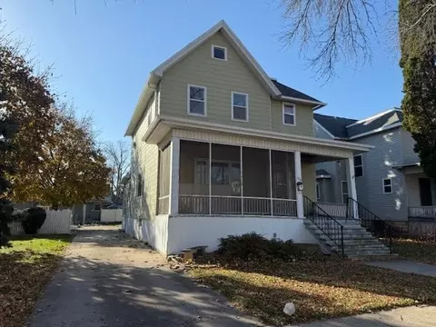 166 Hoyt St, Fond Du Lac, WI 54935