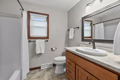 606 S Wild Rose Ln, Appleton, WI 54914 photo 21