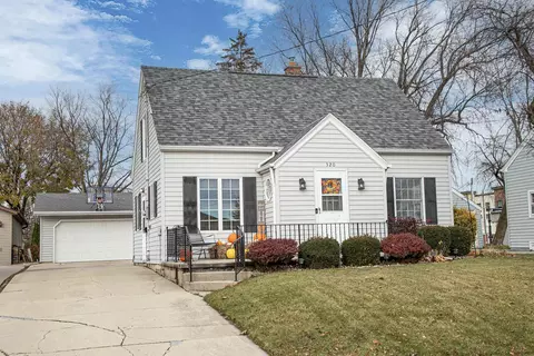 320 W Lincoln Ave, Little Chute, WI 54140