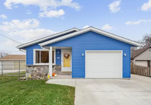 2715 Superior Ave, Sheboygan, WI 53083