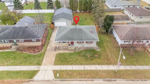 View/Area - 507 E Sylvan Ave, Appleton, WI 54915 photo 2 of 14