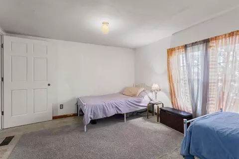 Bedroom - 817 W Packard St, Appleton, WI 54914 photo 3 of 4