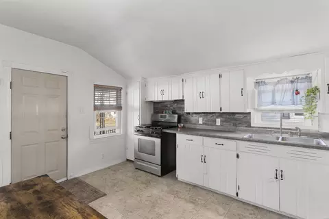 Kitchen - 817 W Packard St, Appleton, WI 54914 photo 2 of 2