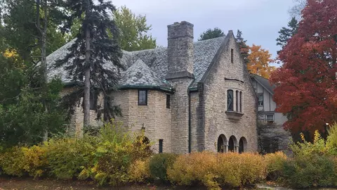 1101 S Monroe Ave, Green Bay, WI 54301