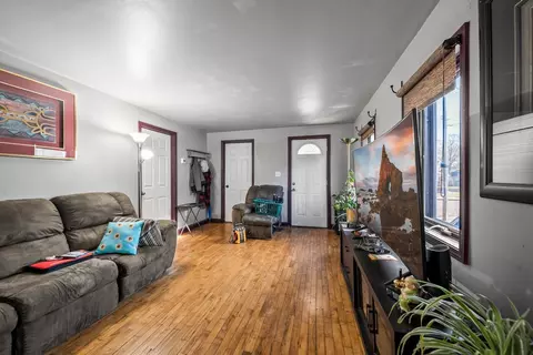 1115 N Richmond St, Appleton, WI 54911 photo 4