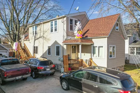 1115 N Richmond St, Appleton, WI 54911 photo 2