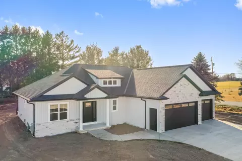 4079 Brussels Way, Green Bay, WI 54313