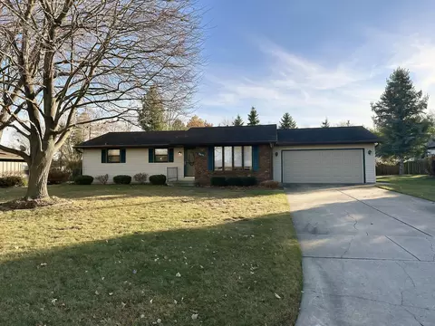 2651 Kenhill Dr, Green Bay, WI 54313
