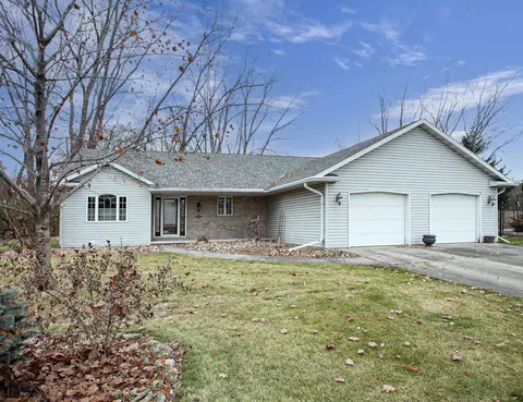 3543 N Wellington Dr, Appleton, WI 54911