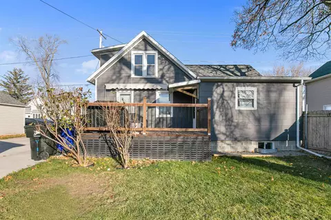 Exterior - 215 E Winnebago St, Appleton, WI 54911 photo 5 of 6