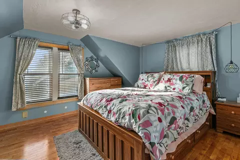 Bedroom - 215 E Winnebago St, Appleton, WI 54911 photo 3 of 7