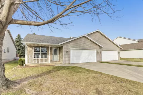1264 Franco Ct, De Pere, WI 54115