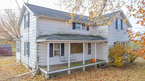 w3913 County Road E, Chilton, WI 53014