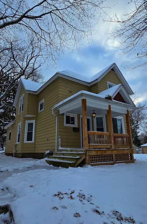 122 W Berlin St, Berlin, WI 54923